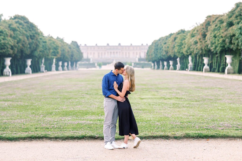 romantic portrait of a couple at the palace of versailles